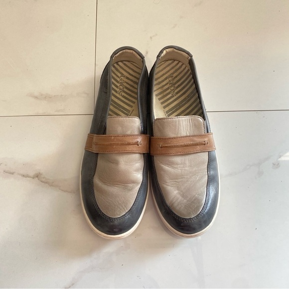 Taos Footwear Women's Upward - Steel / Taupe Multi - Picture 1 of 5